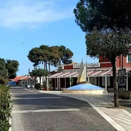 Casa Di Rino Lungomare Lega Navale Fronte Spiaggia 克罗托内